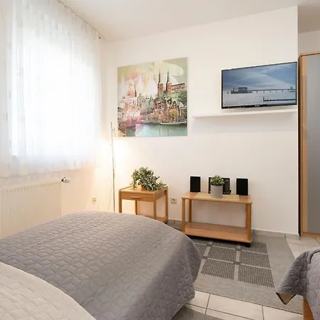 Haus Strandblick Meergefluester Apartment