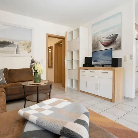 Haus Strandblick Meergefluester *