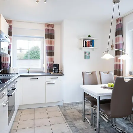 Haus Strandblick Meergefluester كيلينهوسن