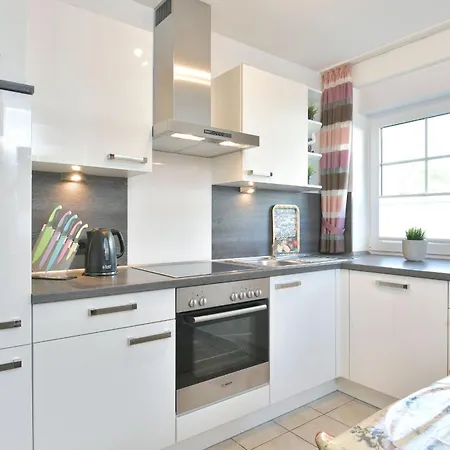 Apartment Haus Strandblick Meergefluester Kellenhusen
